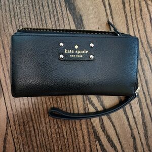 Kate Spade black leather zip wallet